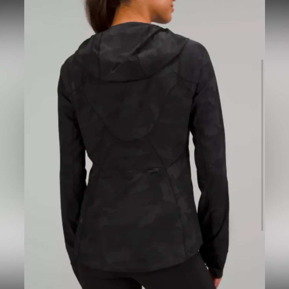 Lululemon Jacket - Picture 2 of 4